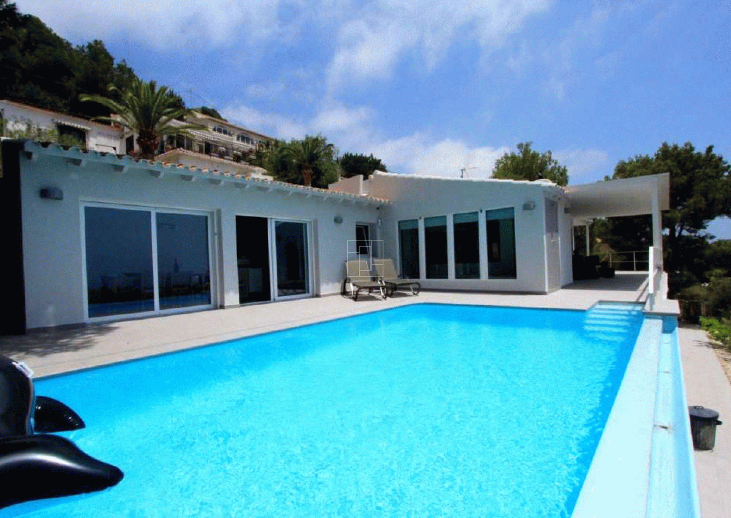 Altea, Costa Blanca, Spain, 4 Bedrooms Bedrooms, ,3 BathroomsBathrooms,Villa,Sale,1990
pv
