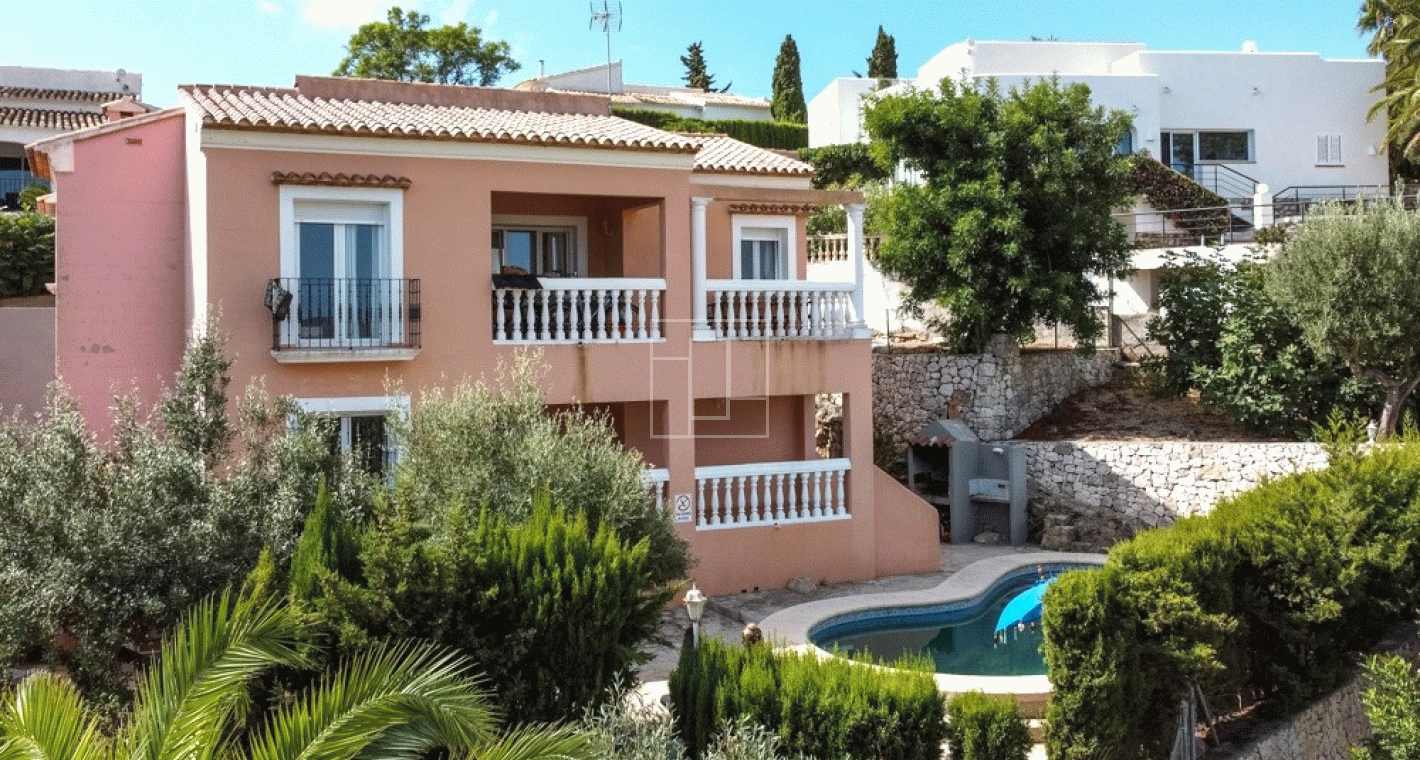 RENOVATION PROJECT TRADITIONAL VILLA WITH SEA VIEWS IN JAVEA