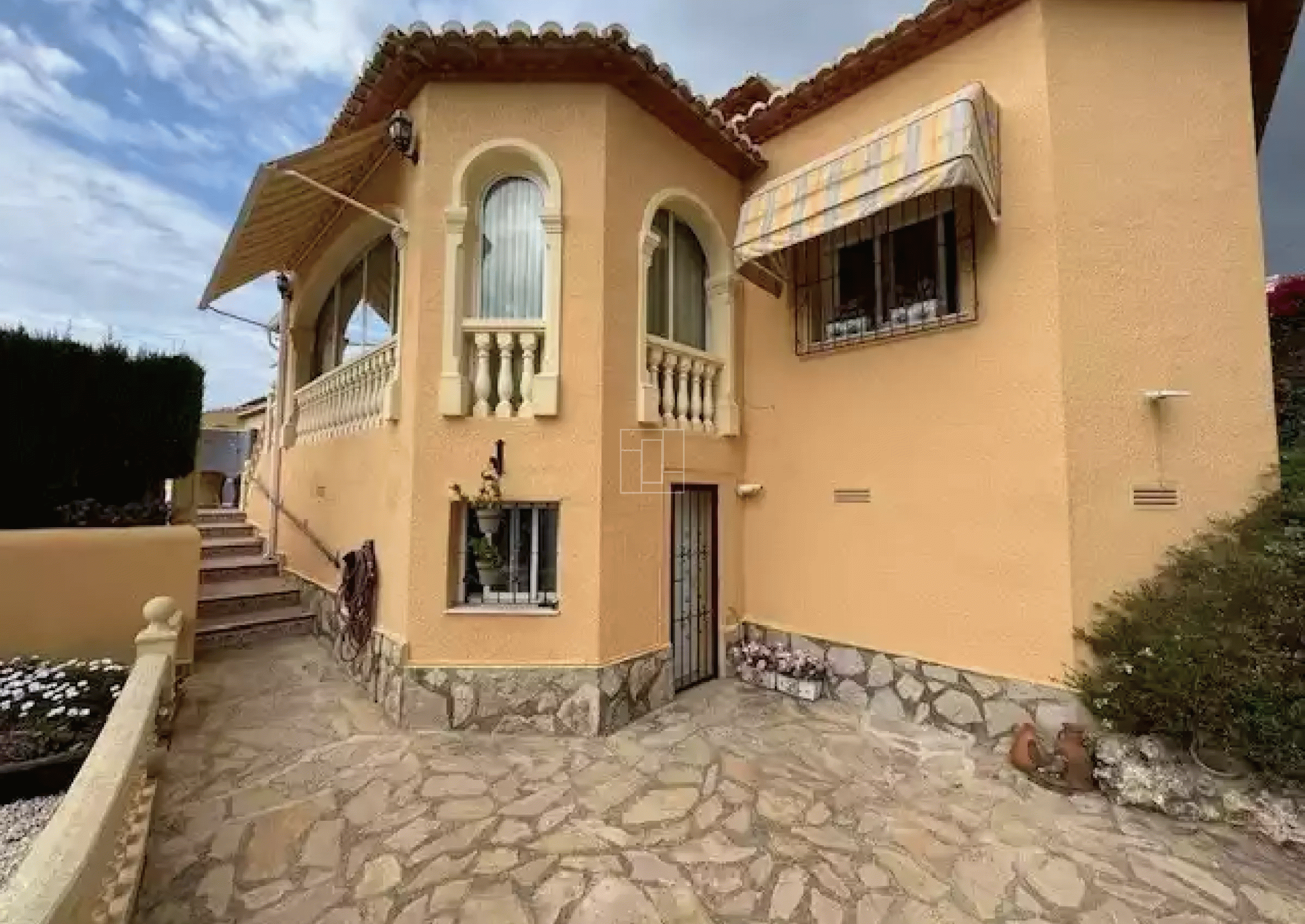 Well maintained detached house in Mediterranean style in Benitachell